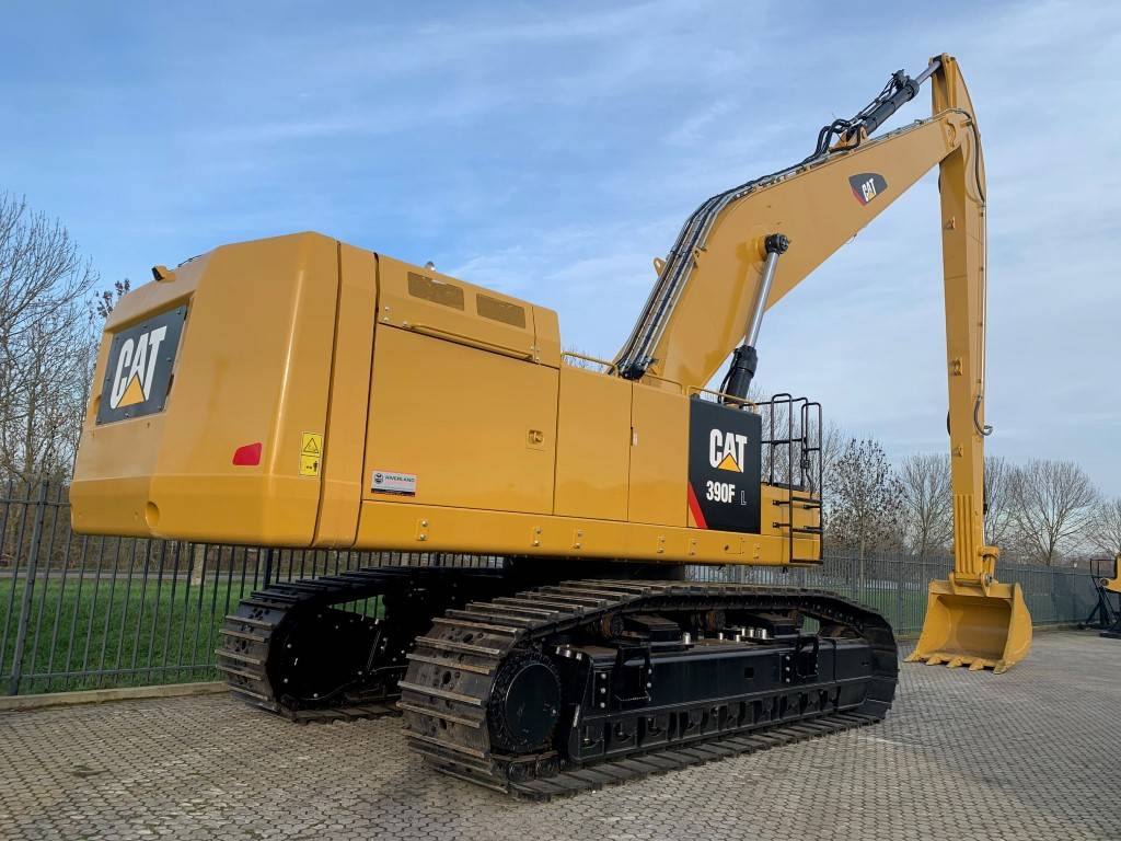 Caterpillar 390FL Long Reach Riverland Equipment