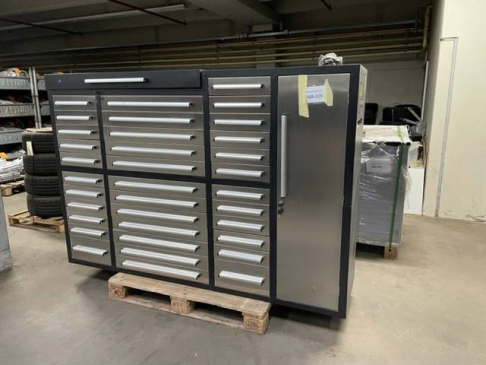 [Other] Workbench Caterpillar new unused (C)