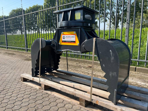 Mustang GRP450 Hydraulic sorting grapple 6-18 ton