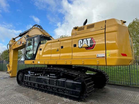 CAT 395 new unused 2022 ME or Long Reach boom