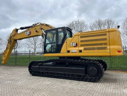 CAT 340 demo 2023 with only 300 hours factory CEandEPA