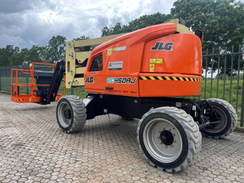 JLG EC 450 AJ Boom Lift